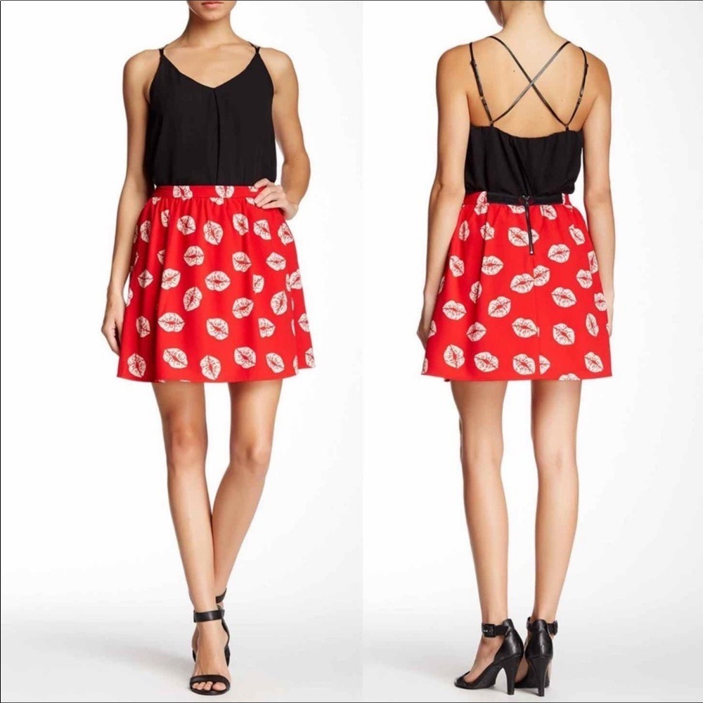 Sam Edelman Red Skater Skirt with White Lips Print Full Skirt Women's Size 4